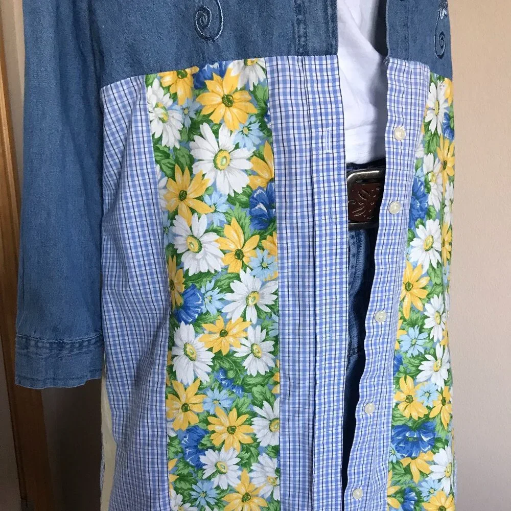 Patchwork Denim Duster, Upcycled Boho Layering Jacket Spring Daisies Size Large - Picture 13 of 14